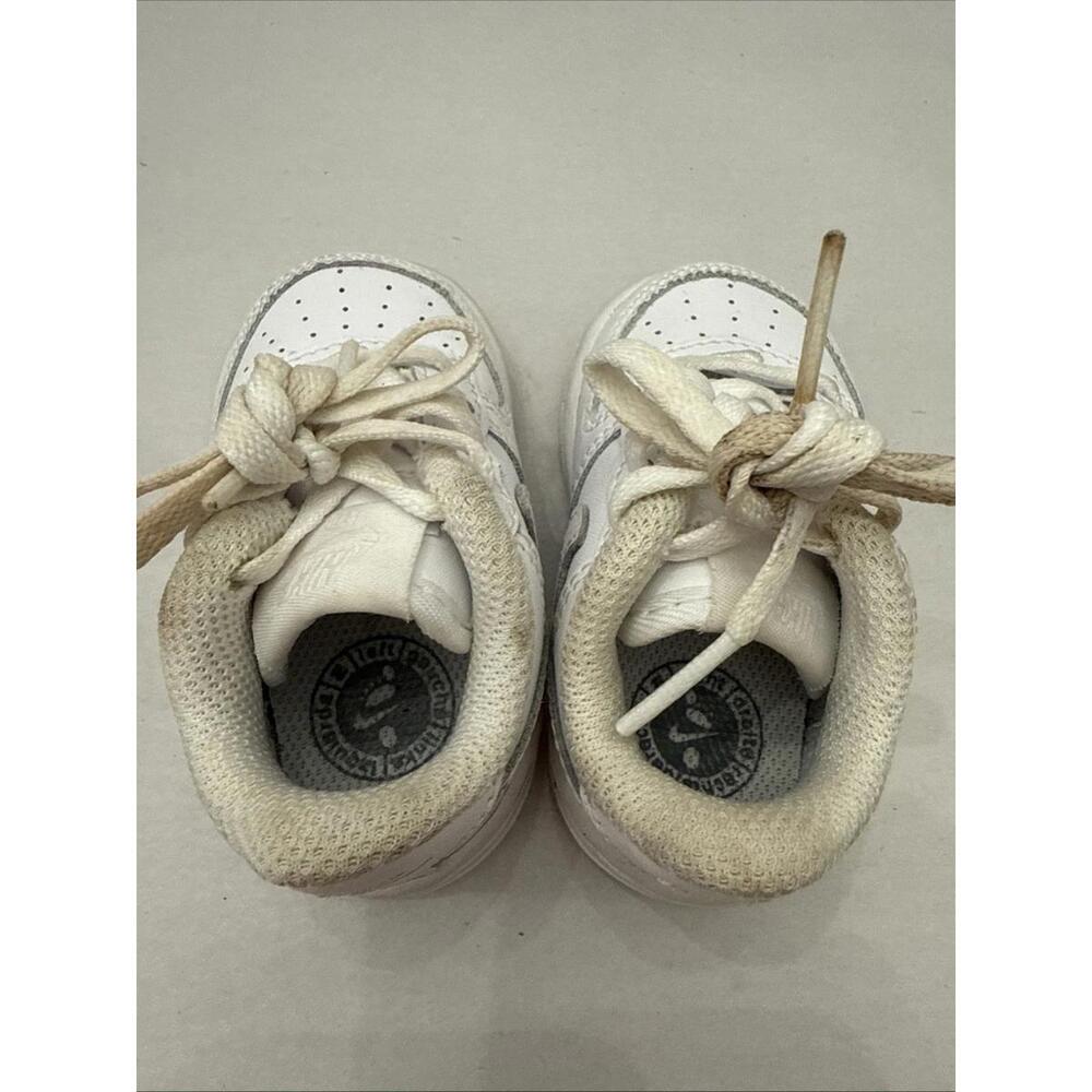 Nike Air Force 1 AF1 child Size 3C White Athletic Sneakers (DH2926-111) - Picture 6 of 8